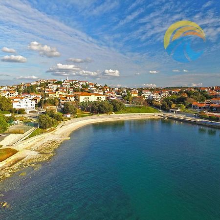 Apartments By The Sea 750 Pjescana Uvala Exterior photo