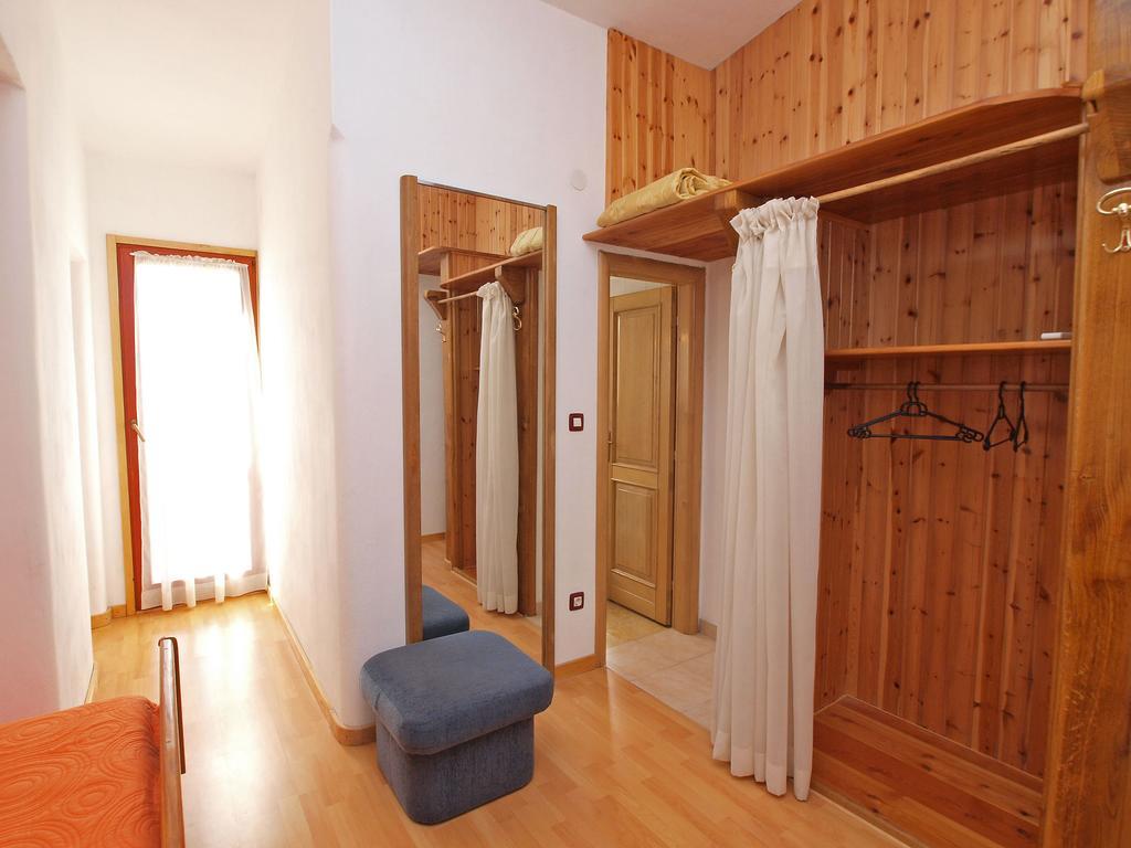 Apartments By The Sea 750 Pjescana Uvala Exterior photo