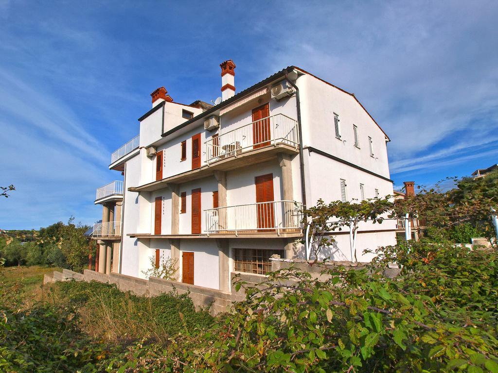 Apartments By The Sea 750 Pjescana Uvala Exterior photo
