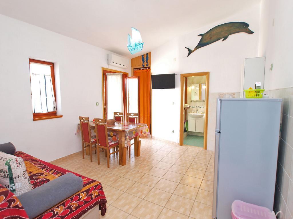 Apartments By The Sea 750 Pjescana Uvala Exterior photo