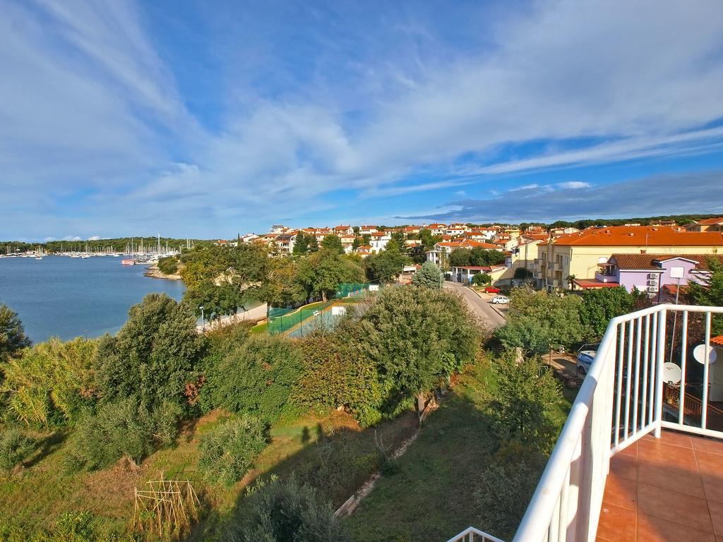 Apartments By The Sea 750 Pjescana Uvala Exterior photo