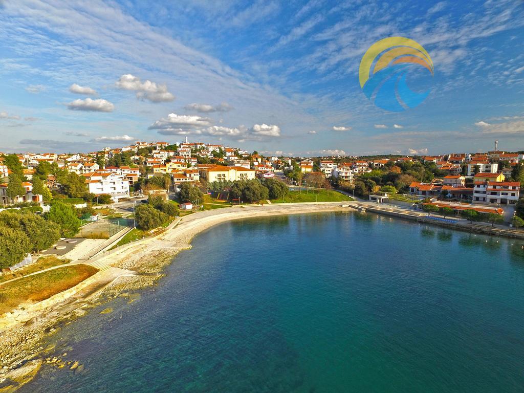 Apartments By The Sea 750 Pjescana Uvala Exterior photo